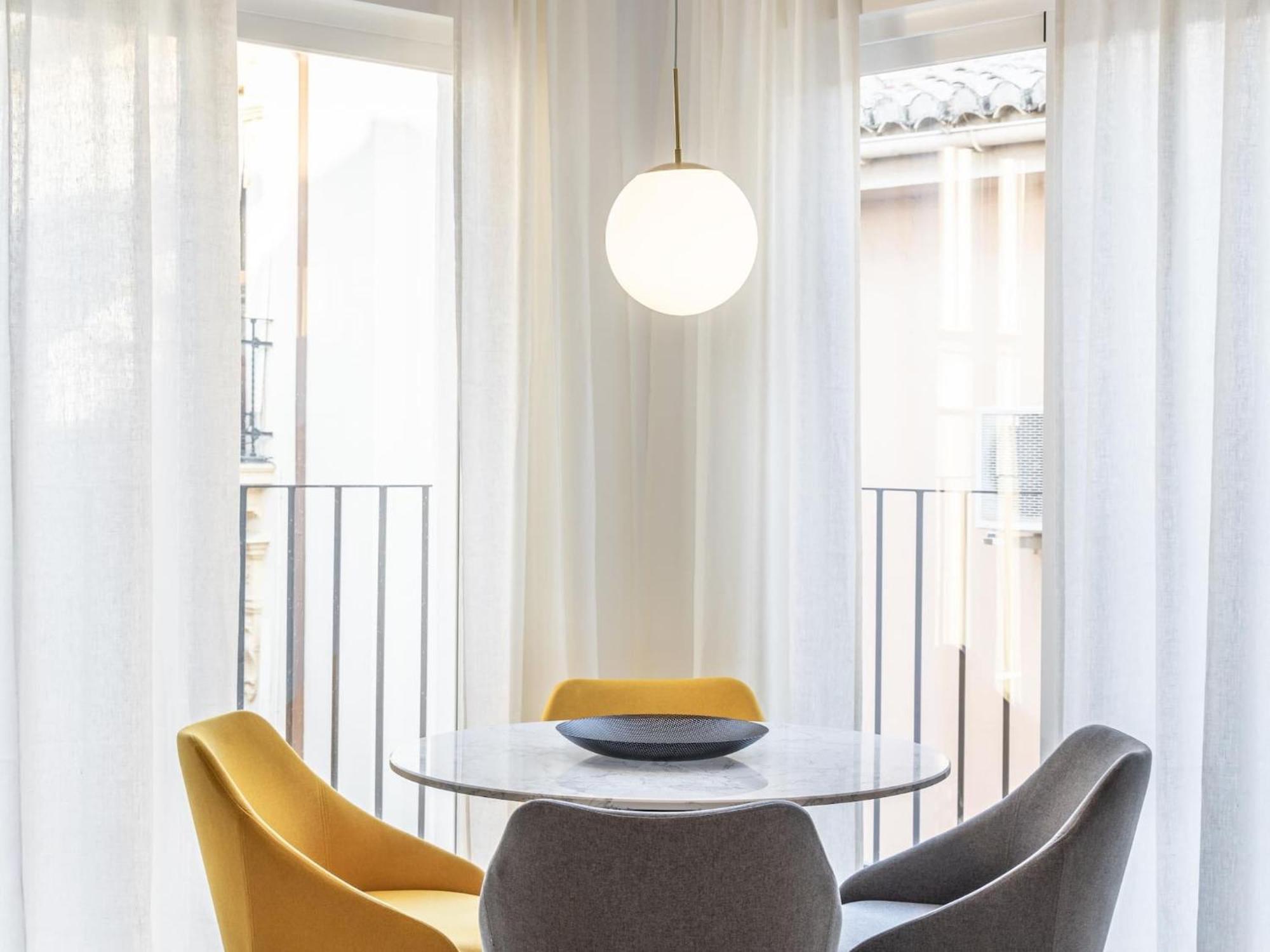 Central Stylish And Elegant 1 & 2 Bedroom Apartments I Granada Exteriör bild